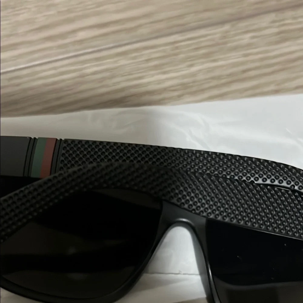 N/A trendy black